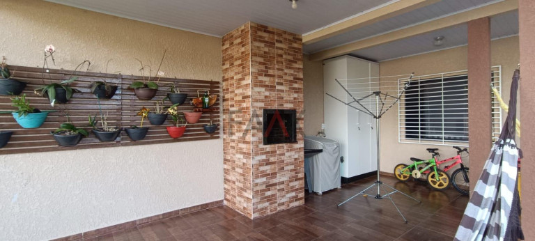 Imagem Casa com 2 Quartos à Venda, 116 m² em Vila Carli - Guarapuava Imagem Casa com 2 Quartos à Venda, 116 m² em Vila Carli - Guarapuava