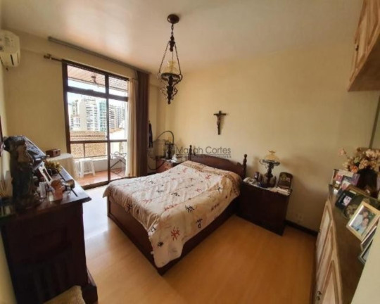 Imagem Imóvel com 3 Quartos à Venda, 180 m² em Icaraí - Niterói Imagem Imóvel com 3 Quartos à Venda, 180 m² em Icaraí - Niterói