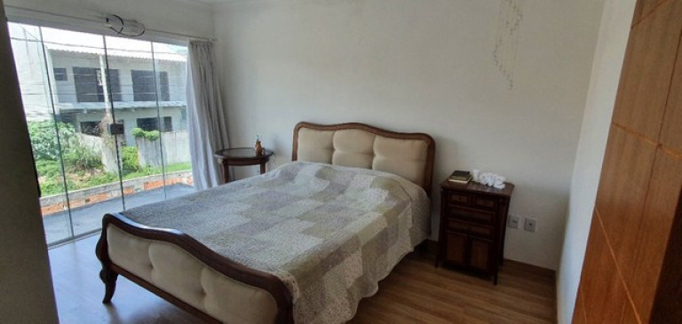 Imagem Imóvel com 1 Quarto para Alugar, 25 m² em Guaratiba - Rio De Janeiro