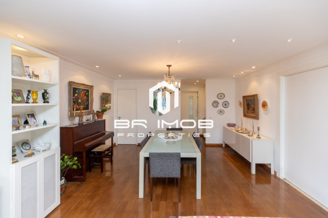 Imagem Imóvel com 3 Quartos à Venda, 160 m² em Vila Nova Conceição - São Paulo Imagem Imóvel com 3 Quartos à Venda, 160 m² em Vila Nova Conceição - São Paulo