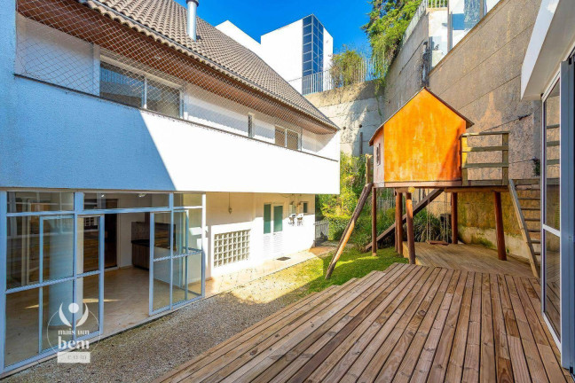 Imagem Casa com 4 Quartos à Venda, 320 m² em Santo Inácio - Curitiba