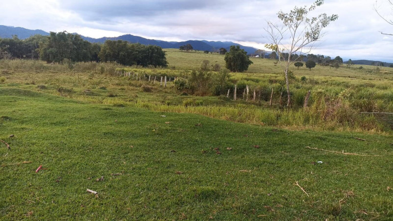 Imagem Fazenda à Venda, 100 m² em Estiva - Taubaté