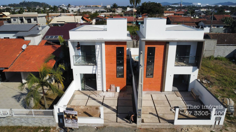 Imagem Casa com 4 Quartos à Venda, 175 m² em Vila Nova - Barra Velha Imagem Casa com 4 Quartos à Venda, 175 m² em Vila Nova - Barra Velha