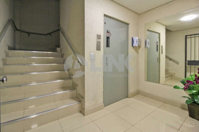 Imagem Imóvel com 2 Quartos à Venda, 92 m² em Azenha - Porto Alegre Imagem Imóvel com 2 Quartos à Venda, 92 m² em Azenha - Porto Alegre