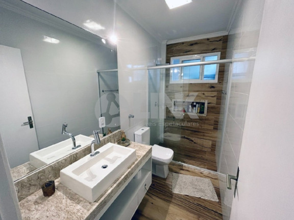 Imagem Casa com 3 Quartos à Venda, 174 m² em Vila Jardim - Porto Alegre Imagem Casa com 3 Quartos à Venda, 174 m² em Vila Jardim - Porto Alegre