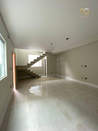 Imagem Sobrado com 3 Quartos à Venda, 151 m² em Tupi - Praia Grande Imagem Sobrado com 3 Quartos à Venda, 151 m² em Tupi - Praia Grande