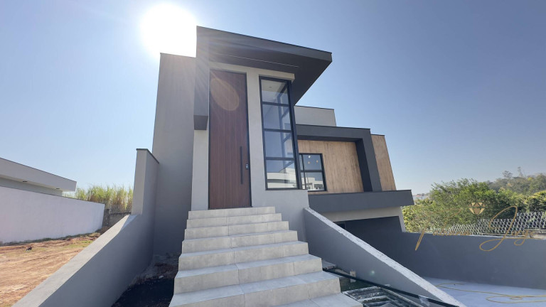 Imagem Casa com 3 Quartos à Venda, 300 m² em Roncáglia - Valinhos Imagem Casa com 3 Quartos à Venda, 300 m² em Roncáglia - Valinhos