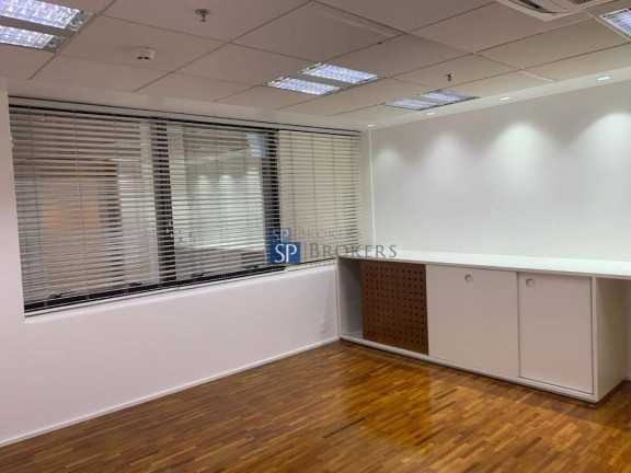 Sala Comercial para Alugar, 162 m² em Itaim Bibi - São Paulo