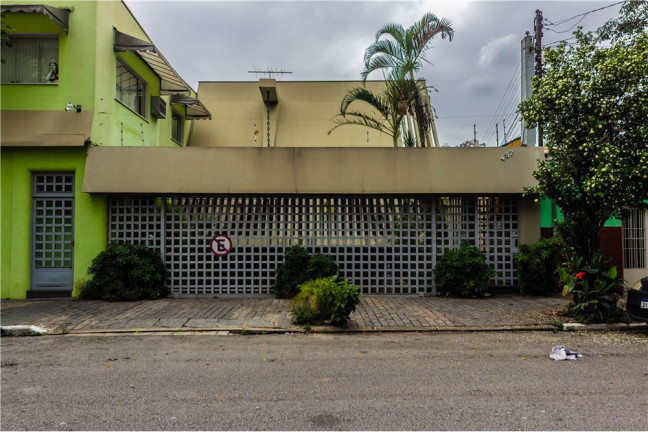 Casa com 5 Quartos à Venda,  em Vila Regente Feijó - São Paulo