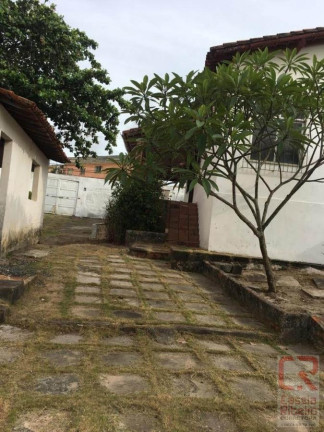 Imagem Casa com 3 Quartos à Venda, 1.174 m² em Itapuã - Salvador Imagem Casa com 3 Quartos à Venda, 1.174 m² em Itapuã - Salvador