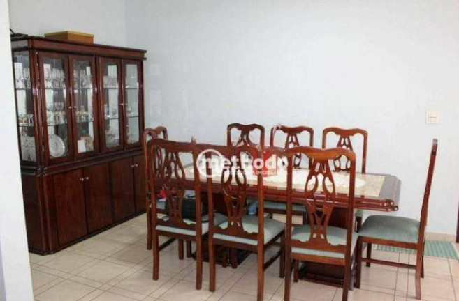 Imagem Casa com 3 Quartos à Venda, 201 m² em Taquaral - Campinas Imagem Casa com 3 Quartos à Venda, 201 m² em Taquaral - Campinas