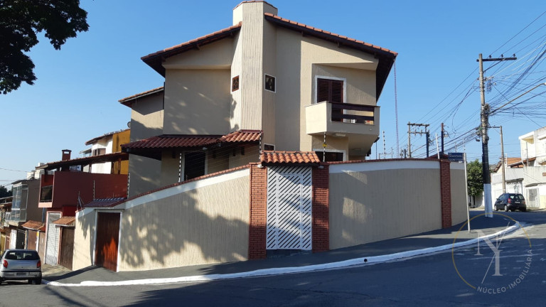 Sobrado com 3 Quartos à Venda, 164 m² em Jardim Vila Galvao - Guarulhos