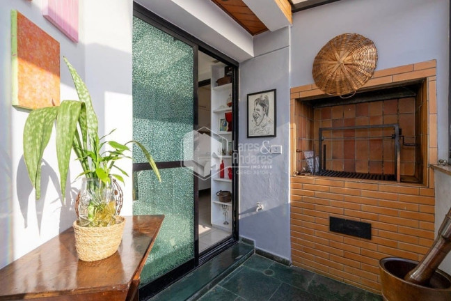 Imagem Imóvel com 3 Quartos à Venda, 184 m² em Vila Suzana - São Paulo Imagem Imóvel com 3 Quartos à Venda, 184 m² em Vila Suzana - São Paulo