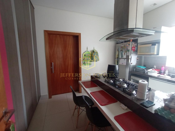 Imagem Casa de Condomínio com 4 Quartos à Venda, 190 m² em Parque Das Esmeraldas - Marília Imagem Casa de Condomínio com 4 Quartos à Venda, 190 m² em Parque Das Esmeraldas - Marília