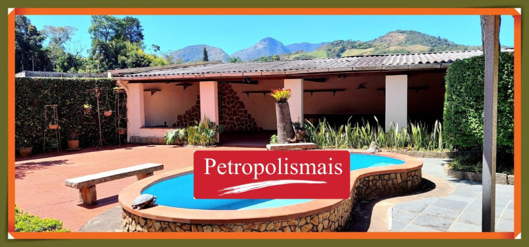 Imagem Casa com 4 Quartos à Venda, 234 m² em Valparaíso - Petrópolis