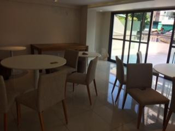 Imagem Apartamento com 2 Quartos à Venda, 70 m² em Costa Azul - Salvador