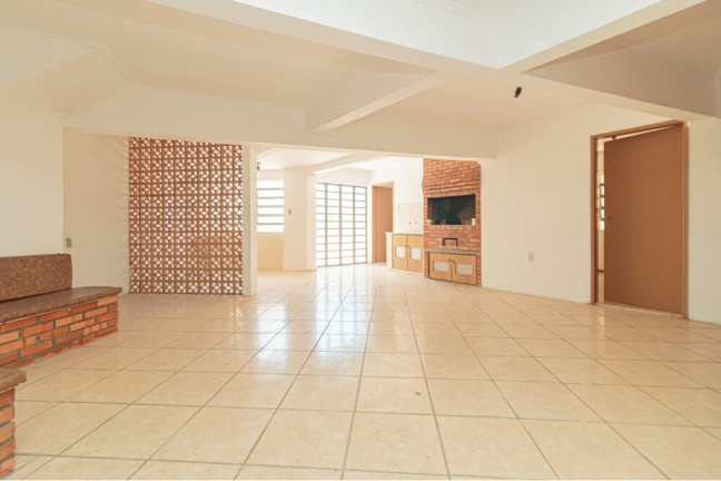 Imagem Casa com 3 Quartos à Venda, 298 m² em Chácara Das Pedras - Porto Alegre Imagem Casa com 3 Quartos à Venda, 298 m² em Chácara Das Pedras - Porto Alegre