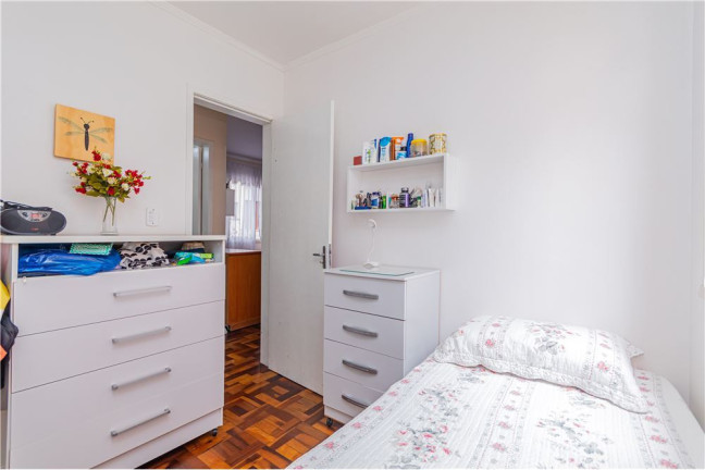 Imagem Imóvel com 2 Quartos à Venda, em Menino Deus - Porto Alegre Imagem Imóvel com 2 Quartos à Venda, em Menino Deus - Porto Alegre