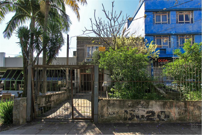 Imagem Casa com 3 Quartos à Venda, 179 m² em Petrópolis - Porto Alegre Imagem Casa com 3 Quartos à Venda, 179 m² em Petrópolis - Porto Alegre