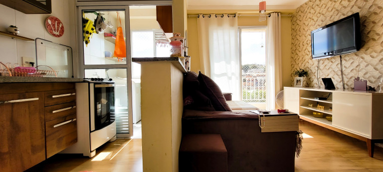 Imagem Imóvel com 2 Quartos à Venda, 46 m² em Jardim Marilu - Carapicuíba