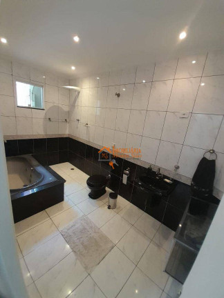 Imagem Sobrado com 3 Quartos à Venda, 180 m² em Vila Galvão - Guarulhos Imagem Sobrado com 3 Quartos à Venda, 180 m² em Vila Galvão - Guarulhos