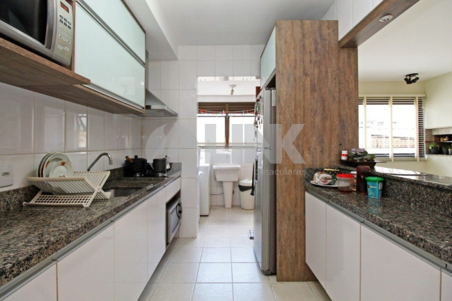 Imagem Apartamento com 3 Quartos à Venda, 103 m² em Auxiliadora - Porto Alegre Imagem Apartamento com 3 Quartos à Venda, 103 m² em Auxiliadora - Porto Alegre