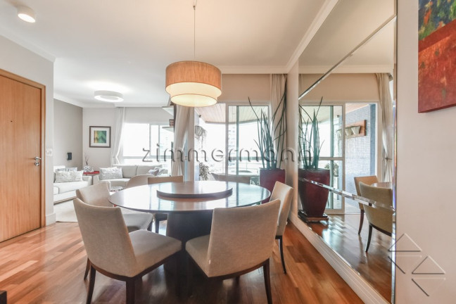 Imagem Apartamento com 3 Quartos à Venda, 220 m² em Aclimação - São Paulo Imagem Apartamento com 3 Quartos à Venda, 220 m² em Aclimação - São Paulo