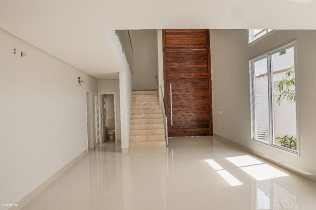 Imagem Casa com 5 Quartos à Venda, 343 m² em Jardins Valência - Goiânia Imagem Casa com 5 Quartos à Venda, 343 m² em Jardins Valência - Goiânia