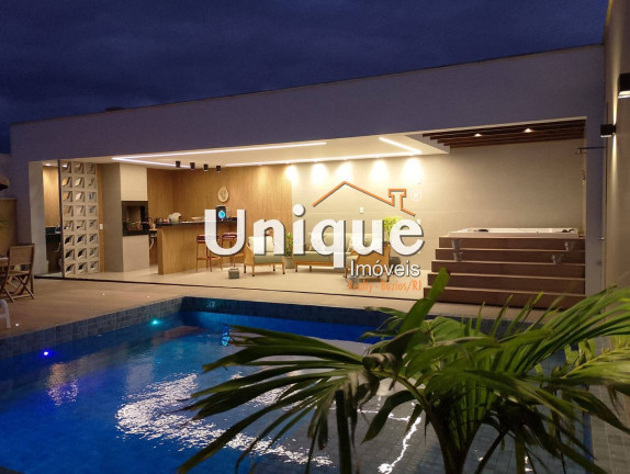 Imagem Casa com 3 Quartos à Venda, 360 m² em Nova São Pedro - São Pedro Da Aldeia