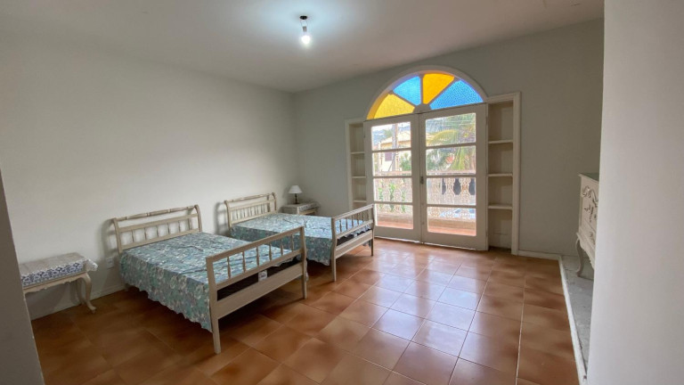 Imagem Casa com 8 Quartos à Venda, 355 m² em Praia Grande - Arraial Do Cabo Imagem Casa com 8 Quartos à Venda, 355 m² em Praia Grande - Arraial Do Cabo