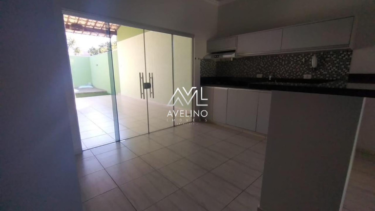 Imagem Casa com 1 Quarto para Alugar, 200 m² em Parque Dallas - Campo Grande Imagem Casa com 1 Quarto para Alugar, 200 m² em Parque Dallas - Campo Grande