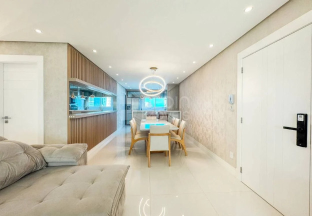 Imagem Apartamento com 3 Quartos à Venda, 139 m² em Centro - Balneário Camboriú Imagem Apartamento com 3 Quartos à Venda, 139 m² em Centro - Balneário Camboriú