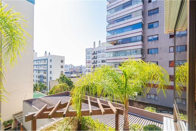Imagem Imóvel com 2 Quartos à Venda, em Mont Serrat - Porto Alegre Imagem Imóvel com 2 Quartos à Venda, em Mont Serrat - Porto Alegre