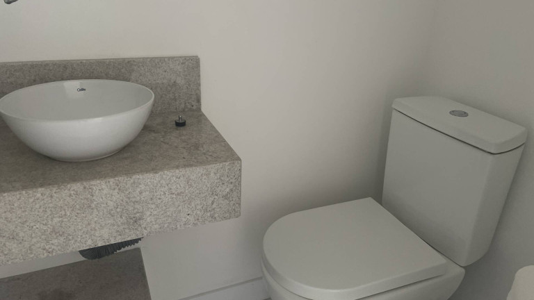Imagem Apartamento com 3 Quartos para Alugar, 143 m² em Canasvieiras - Florianópolis