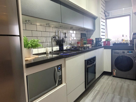 Imagem Imóvel com 2 Quartos à Venda, 56 m² em Cavalhada - Porto Alegre