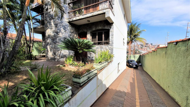Imagem Casa com 3 Quartos à Venda, 244 m² em Chácara Nazareth - Piracicaba Imagem Casa com 3 Quartos à Venda, 244 m² em Chácara Nazareth - Piracicaba