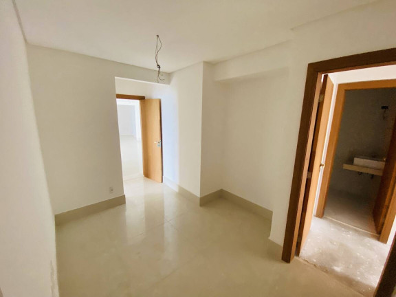 Imagem Apartamento com 4 Quartos à Venda, 250 m² em Canto Do Forte - Praia Grande Imagem Apartamento com 4 Quartos à Venda, 250 m² em Canto Do Forte - Praia Grande