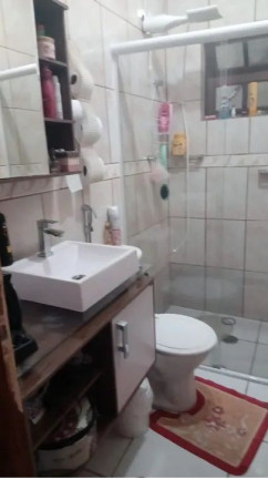 Imagem Imóvel com 2 Quartos à Venda, 59 m² em Princesa - Praia Grande Imagem Imóvel com 2 Quartos à Venda, 59 m² em Princesa - Praia Grande
