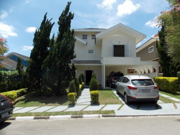 Casa com 4 Quartos à Venda, 350 m² em Vila Branca - Jacareí