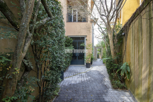 Imagem Casa com 4 Quartos à Venda, 410 m² em Cidade Jardim - São Paulo Imagem Casa com 4 Quartos à Venda, 410 m² em Cidade Jardim - São Paulo