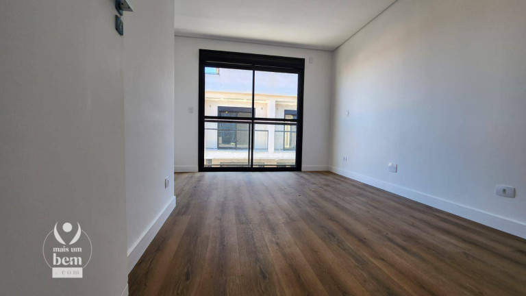 Imagem Sobrado com 3 Quartos à Venda, 104 m² em Tingui - Curitiba