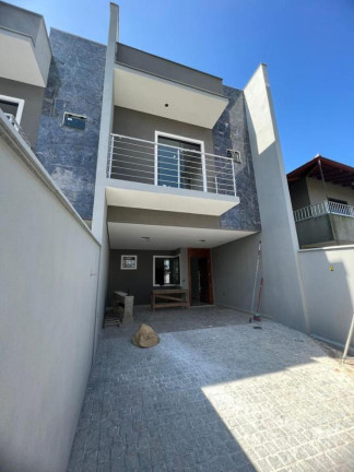 Imagem Casa com 3 Quartos à Venda, 150 m² em Floresta - Joinville