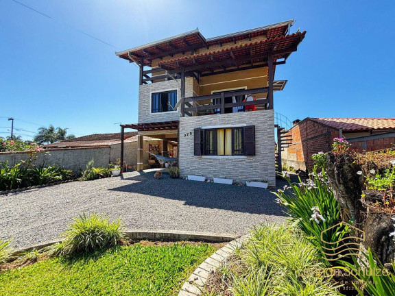 Imagem Sobrado com 4 Quartos à Venda, 472 m² em Salinas - Balneário Barra Do Sul Imagem Sobrado com 4 Quartos à Venda, 472 m² em Salinas - Balneário Barra Do Sul