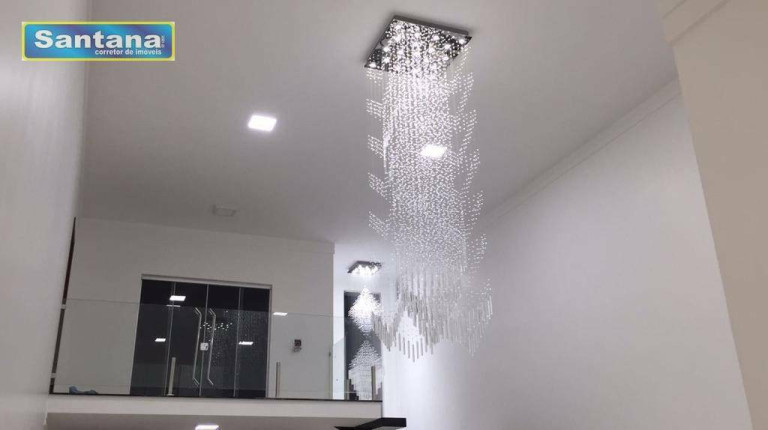 Imagem Casa com 3 Quartos à Venda, 700 m² em Bandeirantes - Caldas Novas Imagem Casa com 3 Quartos à Venda, 700 m² em Bandeirantes - Caldas Novas