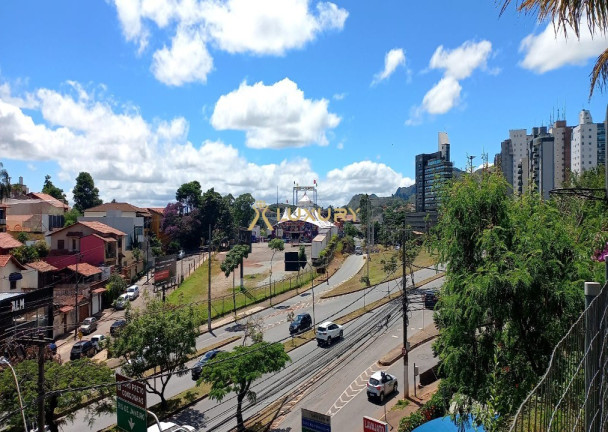 Imagem Imóvel com 4 Quartos à Venda, 359 m² em Santa Lúcia - Belo Horizonte