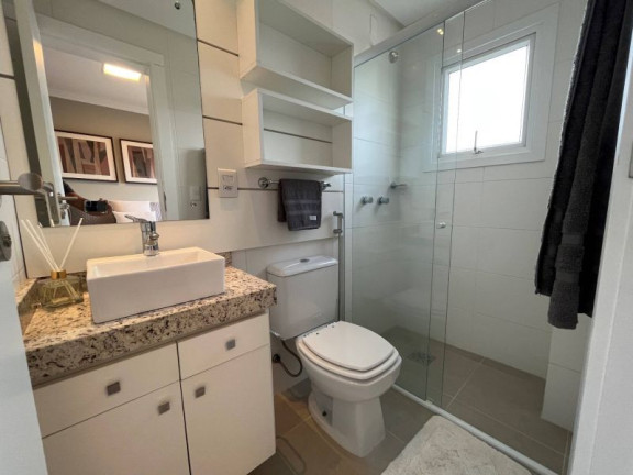 Imagem Apartamento com 2 Quartos à Venda, 76 m² em Centro