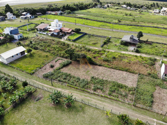 Imagem Terreno à Venda, em Macacu - Garopaba Imagem Terreno à Venda, em Macacu - Garopaba