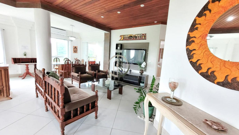Imagem Casa com 3 Quartos para Alugar, 247 m² em Enseada - Guarujá