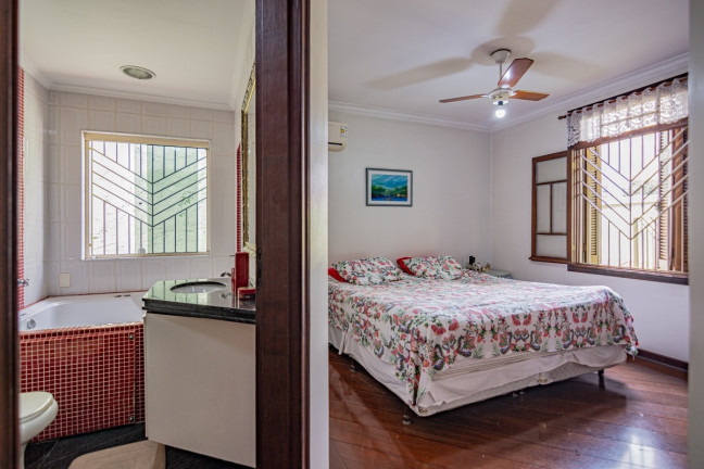 Imagem Casa com 3 Quartos à Venda, 250 m² em Vila Romana - São Paulo Imagem Casa com 3 Quartos à Venda, 250 m² em Vila Romana - São Paulo