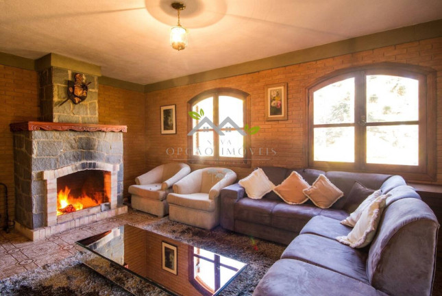 Imagem Casa com 3 Quartos à Venda, 192 m² em Vila Siomara - Campos Do Jordão Imagem Casa com 3 Quartos à Venda, 192 m² em Vila Siomara - Campos Do Jordão